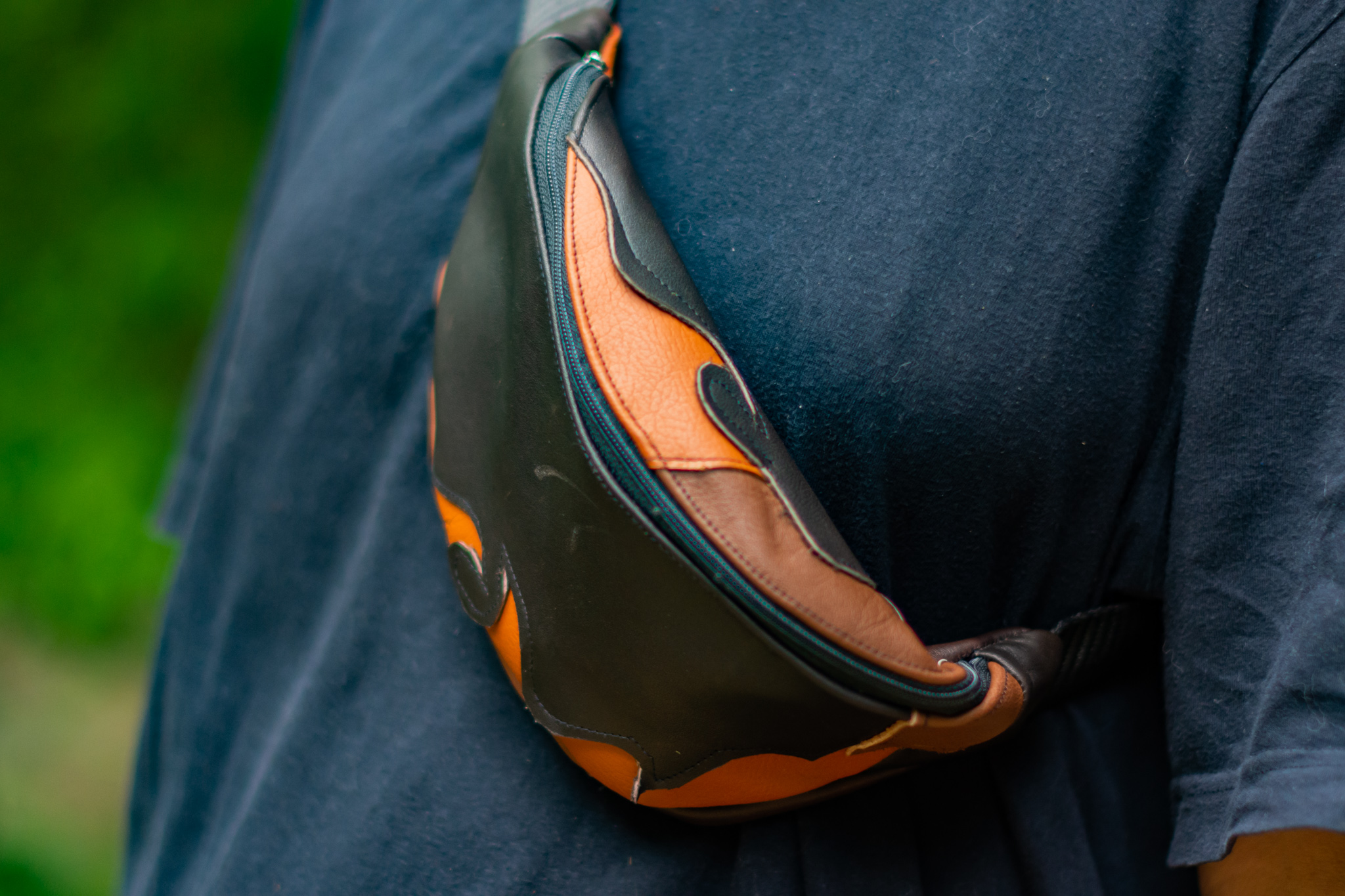 Bauchtasche aus Lederresten