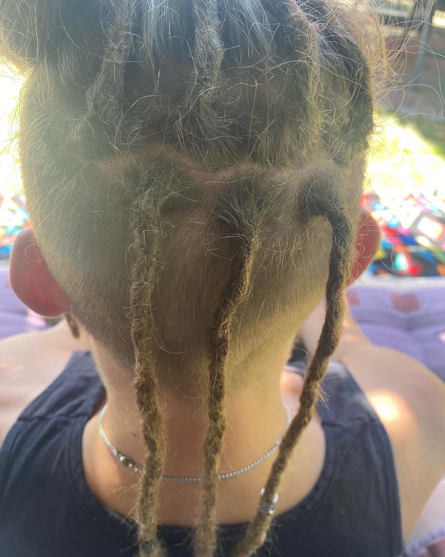 Ansatzpflege von Dreadlocks