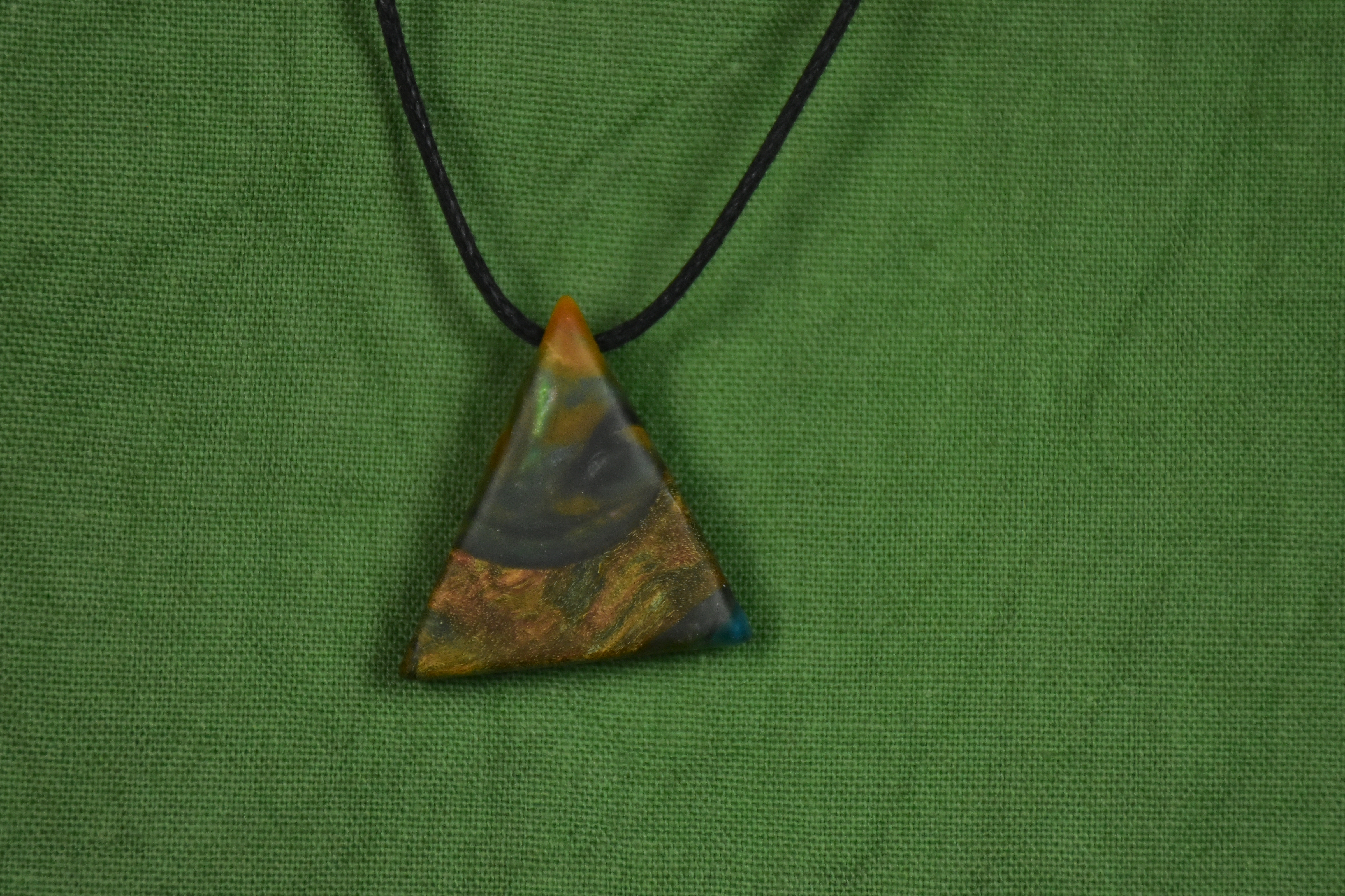 Kette Triangle